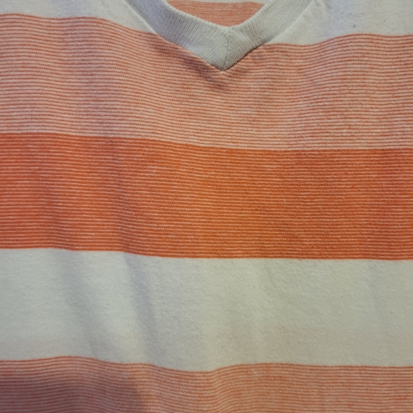 Old Navy striped t shirt - Picture 3 of 4